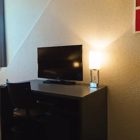 De D'yvonand Hotel *